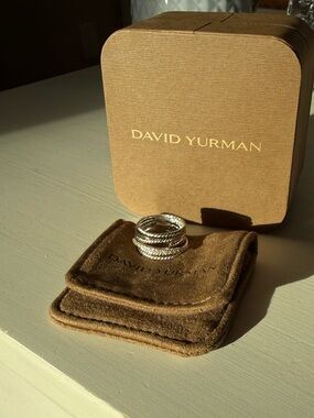 David Yurman CROSSOVER RING, size 7 Sterling Silver with Diamonds, 12mm